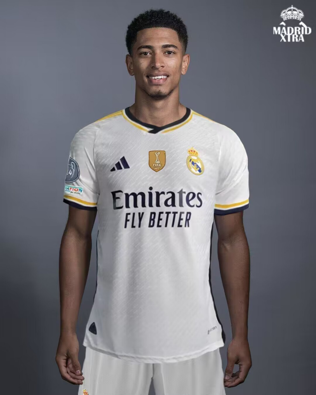 斯帕莱蒂：迪格雷戈里奥是一门；库普踢中卫就是为了参与进攻（斯帕莱蒂：迪格雷戈里奥门前稳健，安排库普踢中卫是为加强进攻）