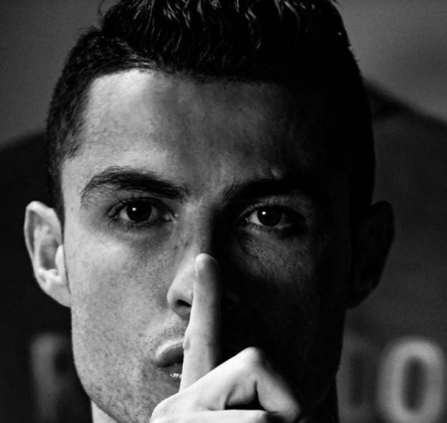 基米希打入生涯首粒欧冠乌龙，拜仁上次欧冠乌龙由阿拉巴打入（基米希首次在欧冠自摆乌龙，拜仁上一次欧冠乌龙由阿拉巴制造）