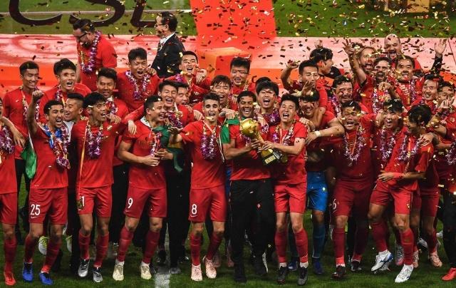 世界杯门票销量已近两百万张，第三阶段门票销售12月11日开始（世界杯门票已售近200万张，第三阶段将于12月11日开售）