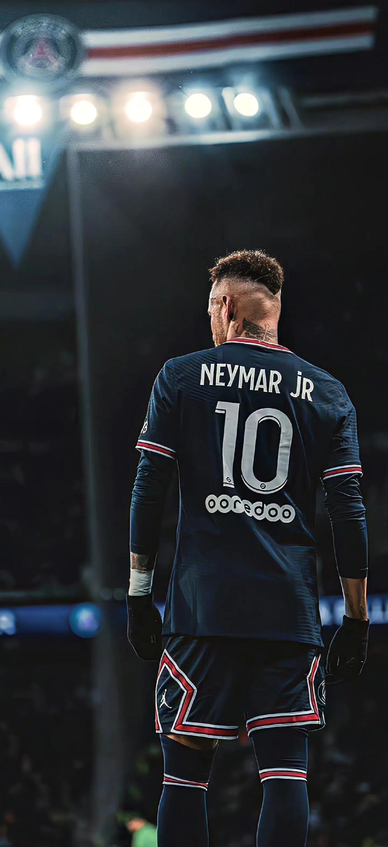 意媒：萨里要求拉齐奥冬窗买中场，梦想得到弗拉泰西（意媒：萨里希望拉齐奥冬窗补强中场，心仪弗拉泰西）